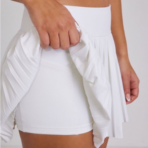 Diana Active Pleated Skirt - Garage - Picture 4 of 9